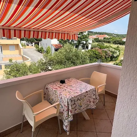 Apartmani Krunic Barbat na Rabu Esterno foto