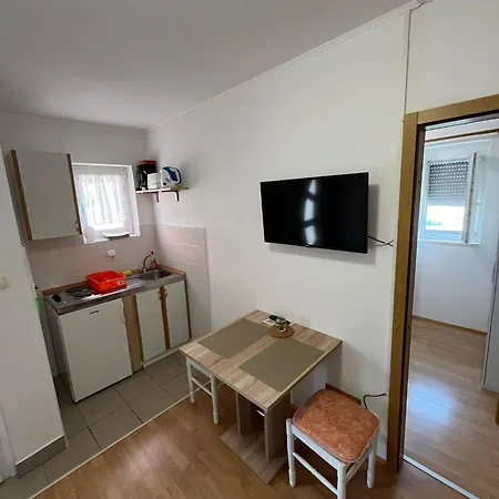 Apartmani Krunic Barbat na Rabu Esterno foto