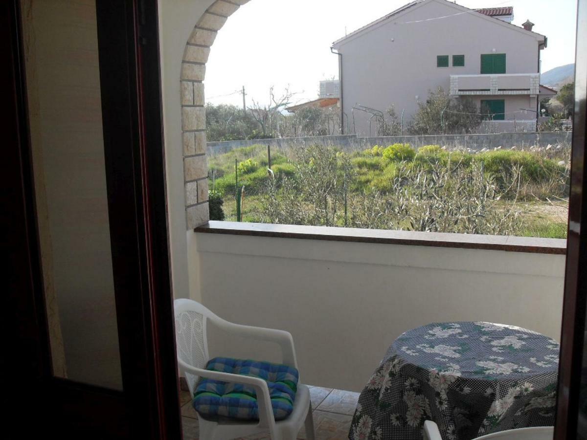 Krunic Apartment *